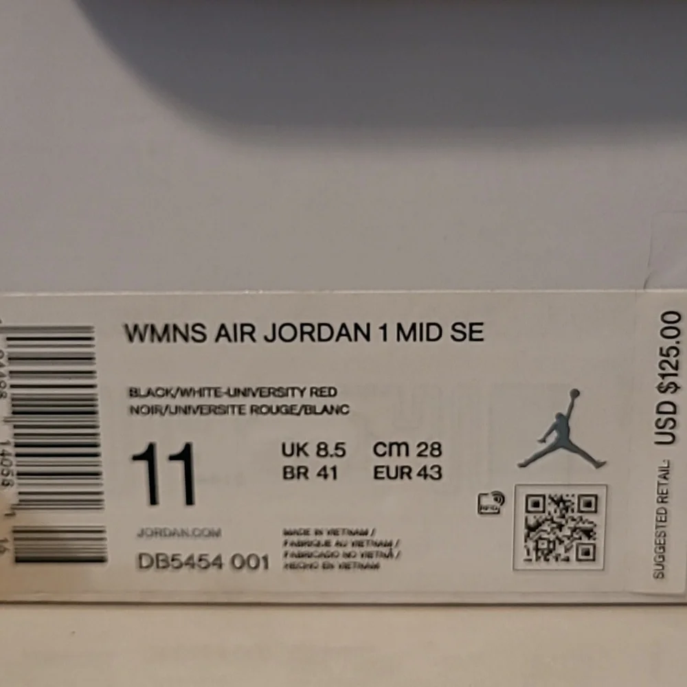 Air Jordan 1 Mid SE Wmns Size 11 Nike Athletic Basketball Sneakers Shoes
